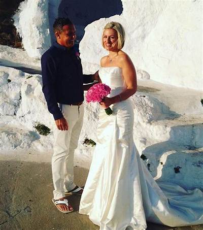 Is Rebecca Lowe Pregnant? Husband Paul Buckle and Baby