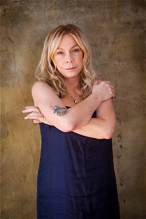Is Rickie Lee Jones Still Married? How Did Ricki-Lee Meet Her Husband?