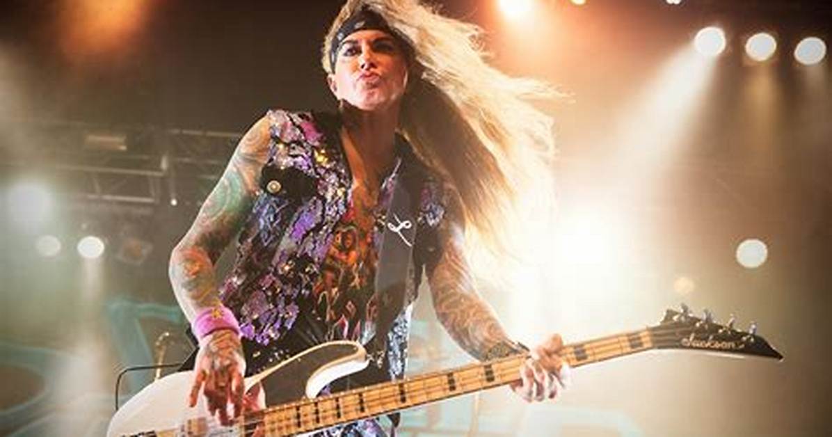 Is Steel Panther Guitarist Lexxi Foxx Gay? His Sexuality Explored