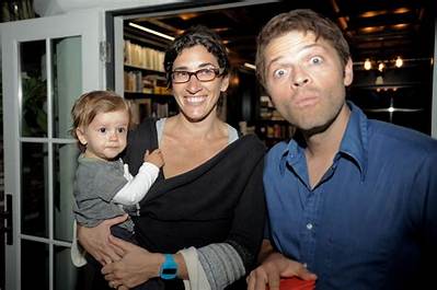 Is Victoria Vantoch Married, Who Are Her Husband and Family Members?
