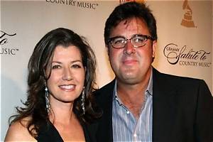 Is Vince Gill Married? Who Is His Wife? Daughter, Age, Height, Bio