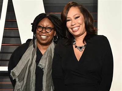 Is Whoopi Goldberg Gay? Does She Have a Daughter and Who Were Her Spouses?