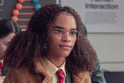 Is Yasmin Finney Transgender? Heartstopper Promoting Many Sexually Oriented Young Stars