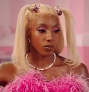 Is Ziwe Trans? Gender and Race