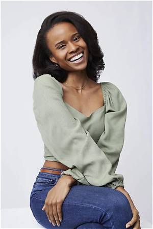 Ivana Noble (Bachelor) Wiki, Age, Boyfriend, Family, Height, Hand Model, Ethnicity, Instagram