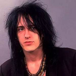 Izzy Stradlin Bio, Wiki, Age, Height, Education, Wife, Family, Career and Net Worth