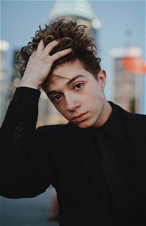 Jack Avery (Singer) Age, Height, Measurements, Net Worth, Children, Biography, Girlfriend, Family, Affairs, Wiki and Facts