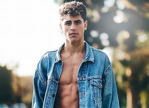 Jack Gilinsky (Singer) Wiki, Bio, Age, Height, Weight, Girlfriend, Net Worth, Family, Facts
