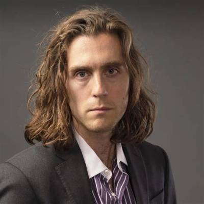 Jack Gwaltney Biography, Age, Net Worth, Wife, Education, Children, Safe, Movies.
