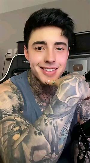 Jakipz Andrich- Net Worth, Bio, Age, Nationality, Girlfriend, Height, Career