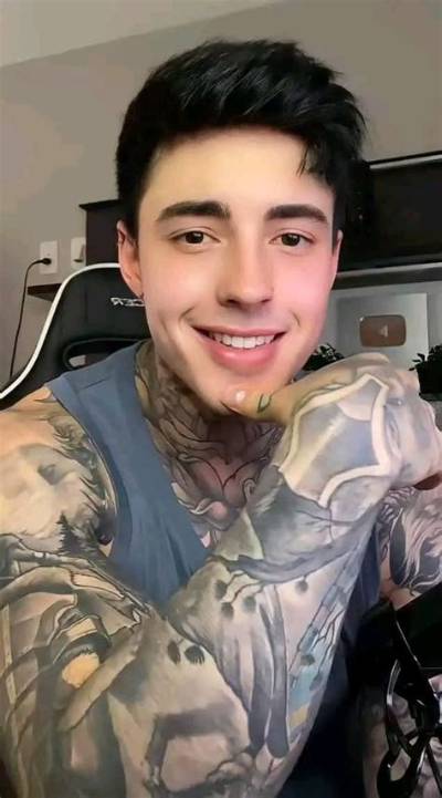 Jakipz Andrich- Net Worth, Bio, Age, Nationality, Girlfriend, Height, Career