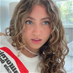 Janicee. Janicee (Tiktoker) Age, Bio, Career, Height, Early Life, Boyfriend