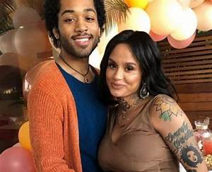 Javie Young-White Bio, Wiki, Age, Birthday, Kehlani, Guitarist, and Net Worth