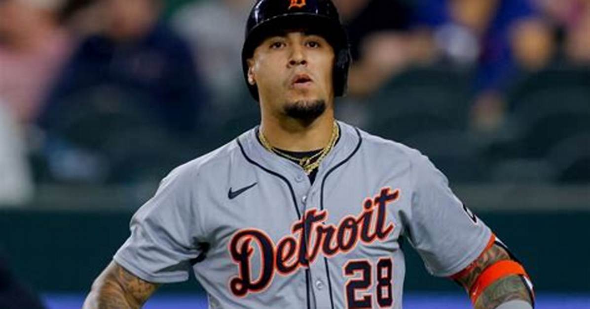 Javier Baez Contract, Salary, Net Worth, Jersey, Brother, Trade