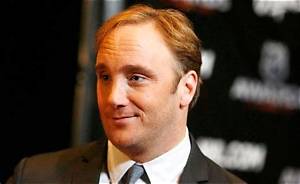 Jay Mohr Bio, Wiki, Age, Net Worth, Wife, Jeanie Buss, Movies, Podcast, Tv Shows, Snl and 2020