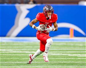 Jaylen Watson Age, High School, College, Salary, Nfl Draft, Pff, Contract, 40 Time