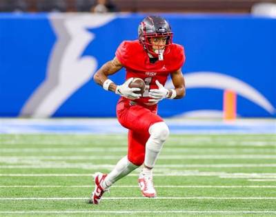 Jaylen Watson Age, High School, College, Salary, Nfl Draft, Pff, Contract, 40 Time