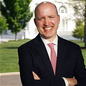 Jeff Mason (Reuters Reporter) Wiki, Age, Bio, Wife, Family, Net Worth, Religion, Salary, Instagram