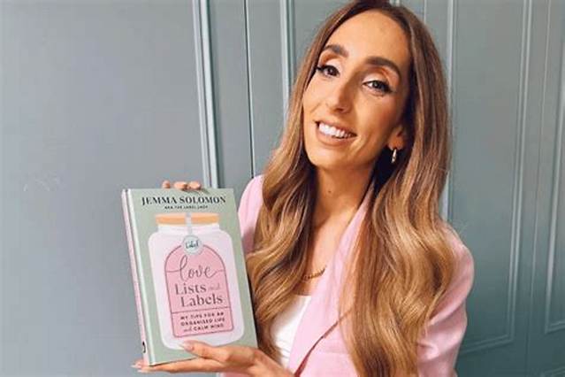 Jemma Boskovich Net Worth: How Rich Is Daniel Ricciardo Partner?