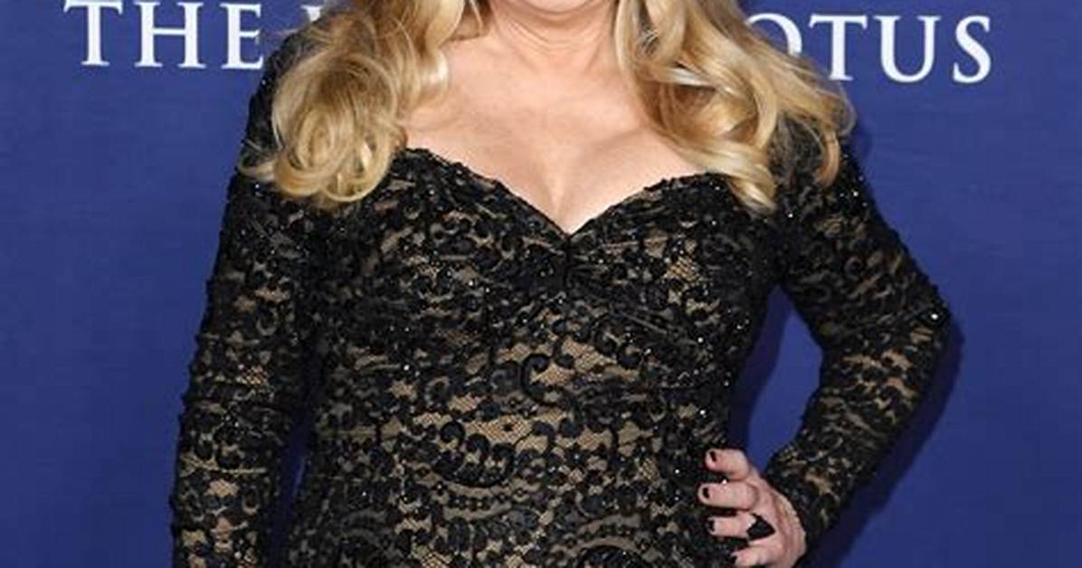 Jennifer Coolidge Net Worth: Wiki, Bio, Age, Family, and Husband