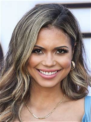 Jennifer Freeman Biography: Net Worth, Movies, Age, Husband, Daughter, Parents, Height, Tv Shows