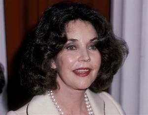 Jennifer Jones Biography, Age, Parents, Spouse, Children, Daughter, Movies, Net Worth