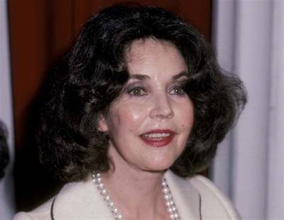 Jennifer Jones Biography, Age, Parents, Spouse, Children, Daughter, Movies, Net Worth