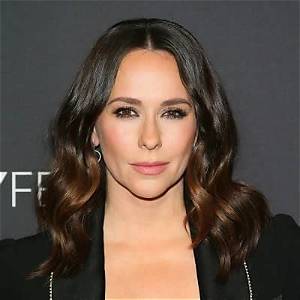 Jennifer Love Hewitt Wiki, Bio, Age, Height, Husband, Now, Movies and Tv Shows and Net Worth.
