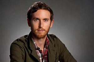 Jesse Carmichael Bio, Wikipedia, Age, Maroon 5, Wife, Height, and Net Worth