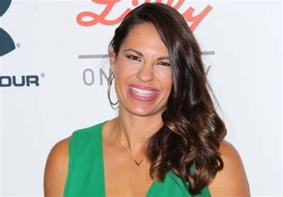 Jessica Mendoza Parents: Meet Gil Mendoza and Karen Mendoza