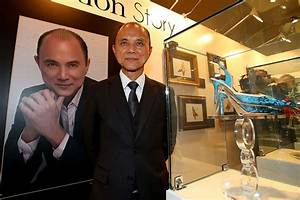 Jimmy Choo Net Worth, Age, Wife, Married, Height, Nationality, Bio