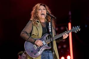 Jo Dee Messina Height, Weight, Net Worth, Age, Birthday, Wikipedia, Who, Instagram, Biography