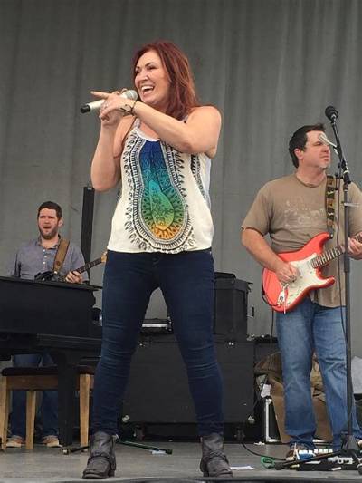 Jo Dee Messina’s Net Worth, Biography, Fact, Career, Awards and Life Story