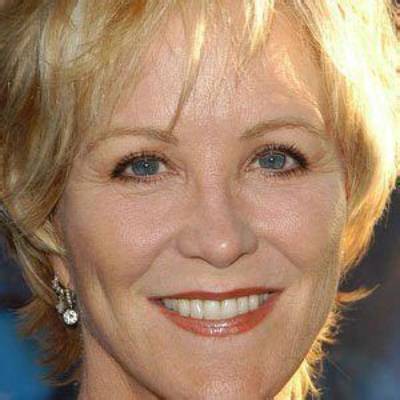 Joanna Kerns Bio, Wiki, Age, Height, Family, Husband, Daughter, Net Worth, One Tree Hill, Movies and Tv Shows