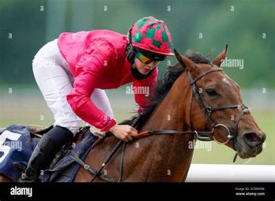 Jockey Saffie Osborne Age – How Old Is Jamie Osborne Daughter?