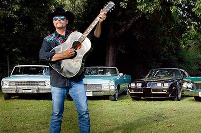 John Rich: Wife, Net Worth, Tattoos, Smoking & Body Facts