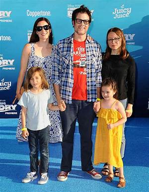 Johnny Knoxville Wife, Daughter, Children, Family, Net Worth, Height