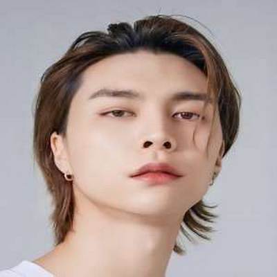 Johnny Suh Bio, Age, Wiki, Birthday, Height, Parents, Wife and Net Worth