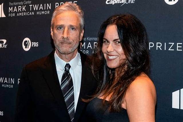 Jon Abrahams Age, Height, Wife, Children, Parents, Actor and Net Worth