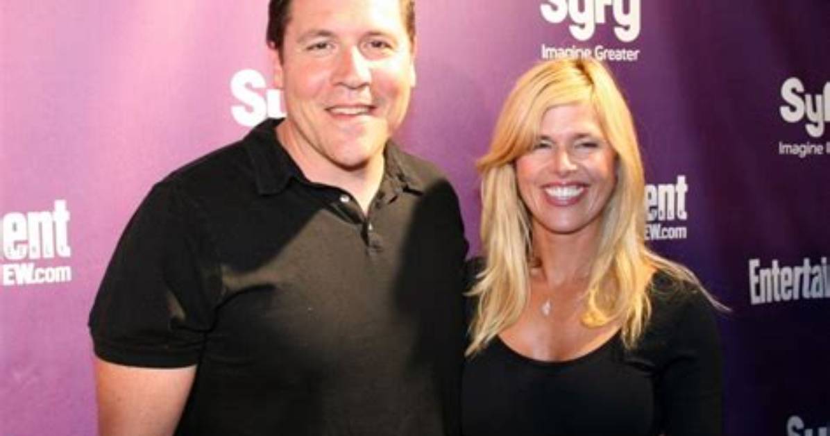 Jon Favreau: Wife, Net Worth, Tattoos, Smoking & Body Facts