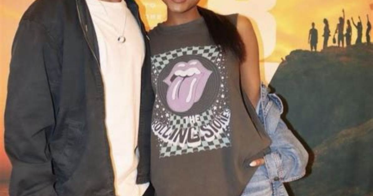 Jonathan Daviss Girlfriend: Who Is the Outer Banks Cast Dating? Relationship Timeline and Rumors Explain