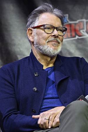 Jonathan Frakes Height, Weight, Net Worth, Age, Birthday, Wikipedia, Who, Instagram, Biography