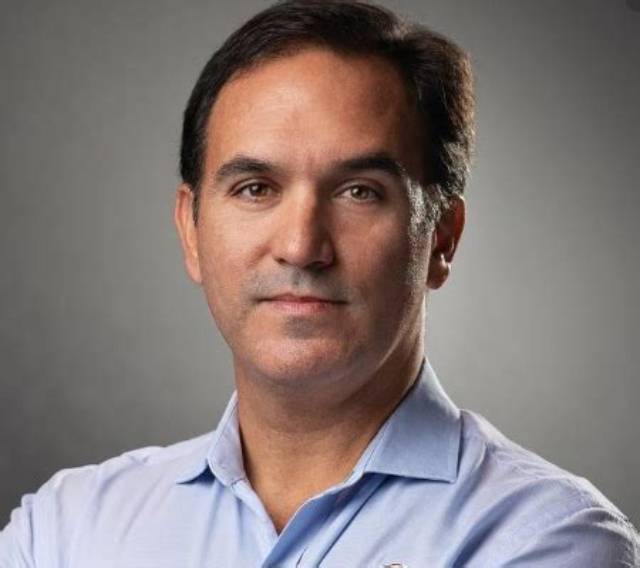 Jose Cil: Age, Wife, Net Worth, Wiki, Bio Salary, Twitter, Family, Children, Education
