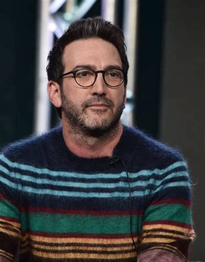 Josh Schwartz Bio, Wiki, Age, Wife, Net Worth, the Oc, Gossip Girl, Movies and Tv Shows