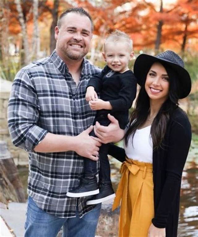 Julie Byrd (Chris Cassidy Wife Wikipedia, Biography, Age, Height, Children