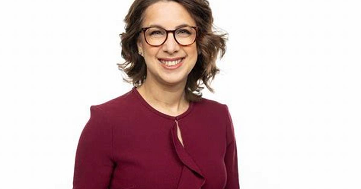 Julie Hyman Bio, Wiki, Age, Height, Married, Salary, Net Worth, Leaving Bloomberg
