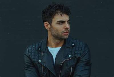 Julien Marlon Samani Holidate: Wikipedia, Biography, Age, Girlfriend, Instagram
