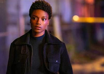 Katherine Renee Turner Bio, Wiki, Age, Height, Husband, Children, Parents, Movies, and Net Worth