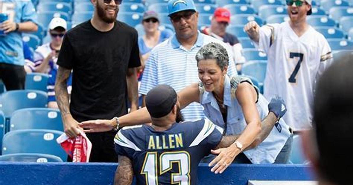 Keenan Allen Parents: Meet Dorie Maynard-Lang, Keith Allen
