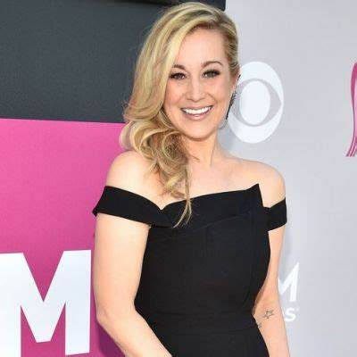 Kellie Pickler Wiki, Bio, Age, Husband, Marriage, Siblings, Kids, Cancer, and Net Worth.